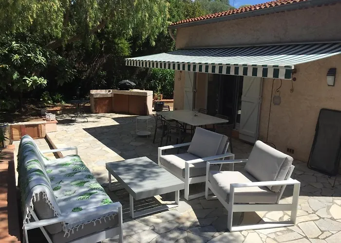 Вилла Les Cigales *