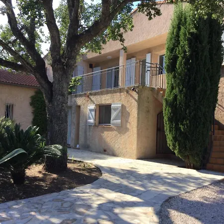Les Cigales Villa